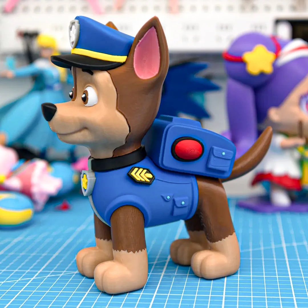 Figura de Chase de PAW Patrol impresa en 3D por BlackForge, foto 4
