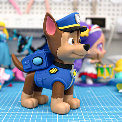 Figura de Chase de PAW Patrol impresa en 3D por BlackForge, foto 1